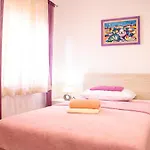 Julia's Beautiful For 6 With Parking 아파트 스플리트